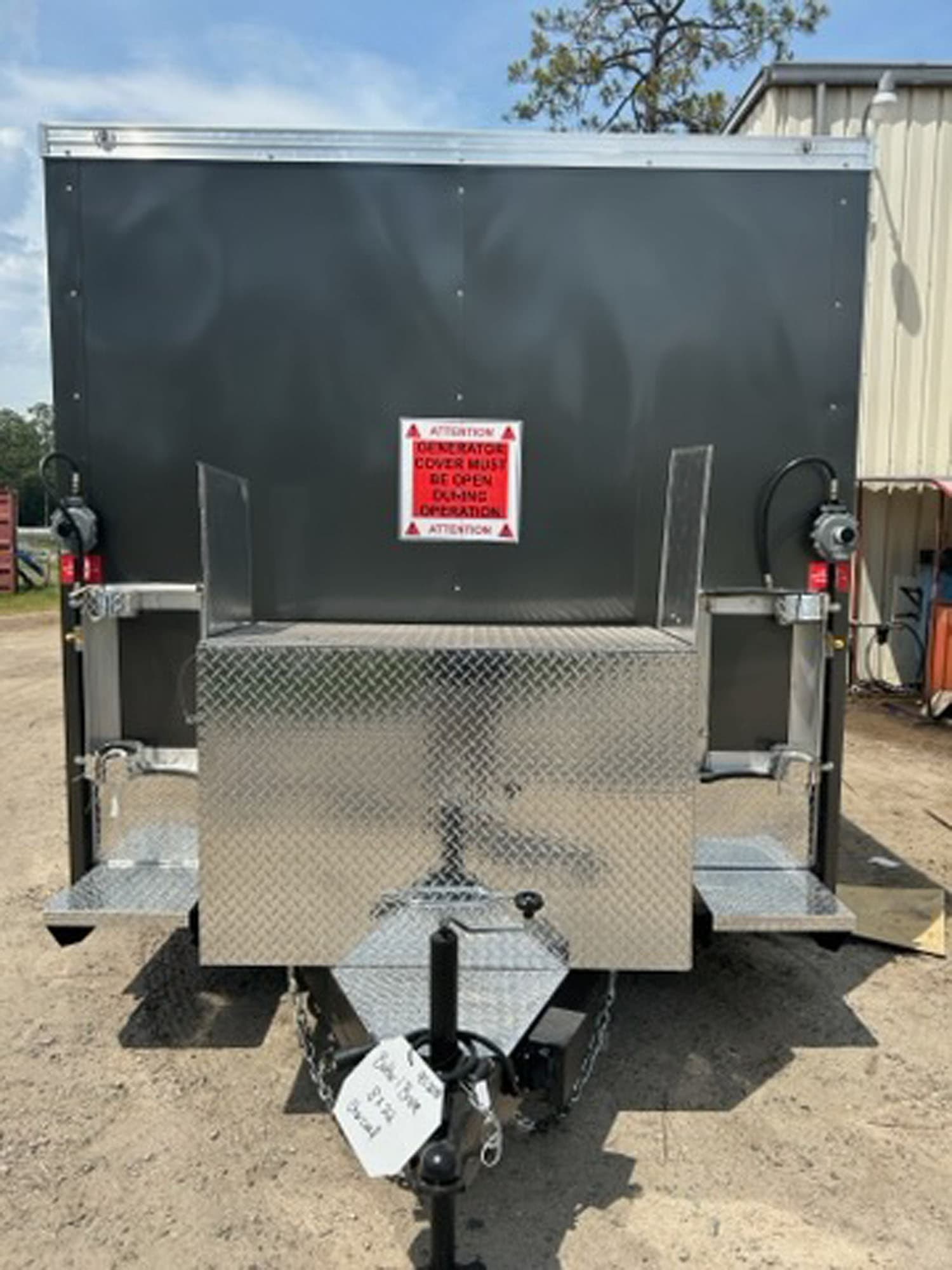 Completed Worldwide trailer build 84