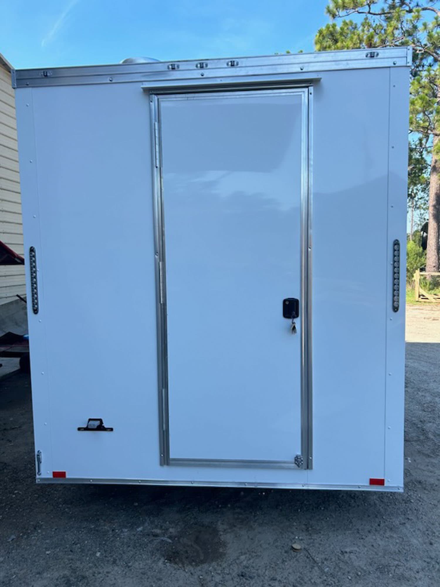 Completed Worldwide trailer build 92